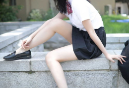 雅拉伊奈奈酱 私拍写真,私房写真中的青春魅力